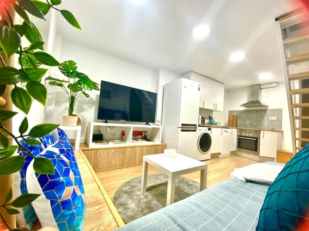 Duplex En El Centro De Madridアパートメント エクステリア 写真