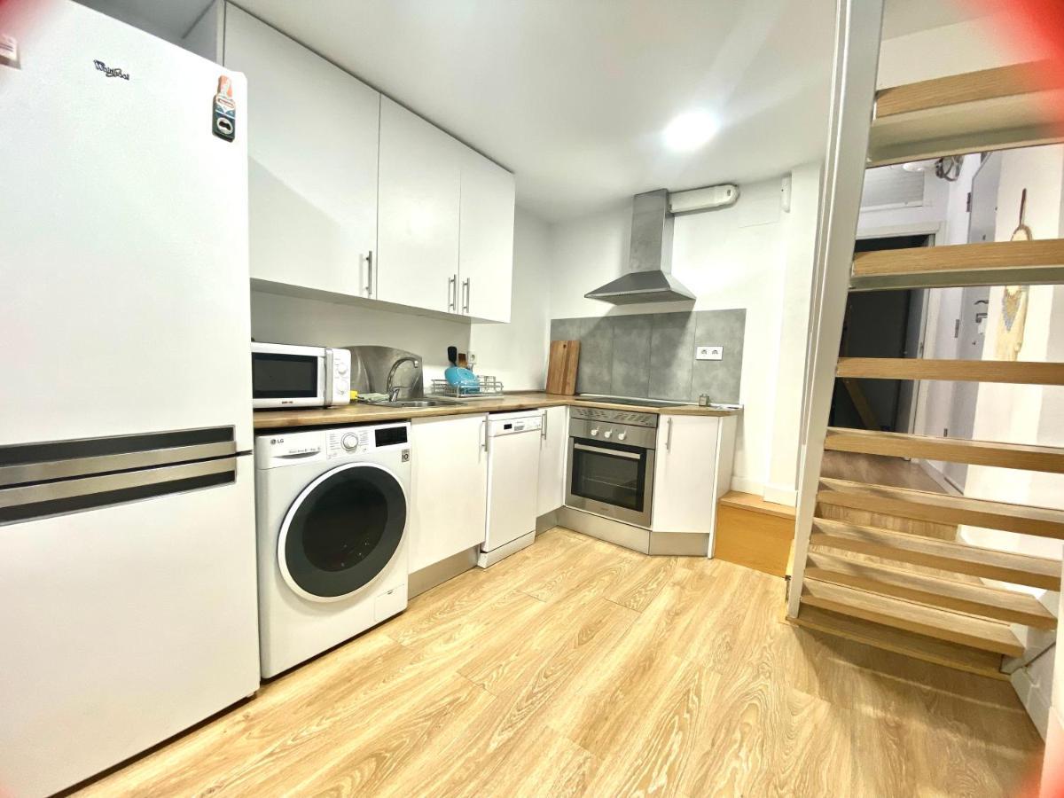Duplex En El Centro De Madridアパートメント エクステリア 写真