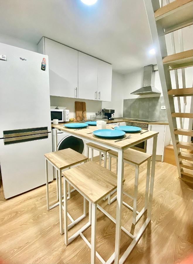 Duplex En El Centro De Madridアパートメント エクステリア 写真